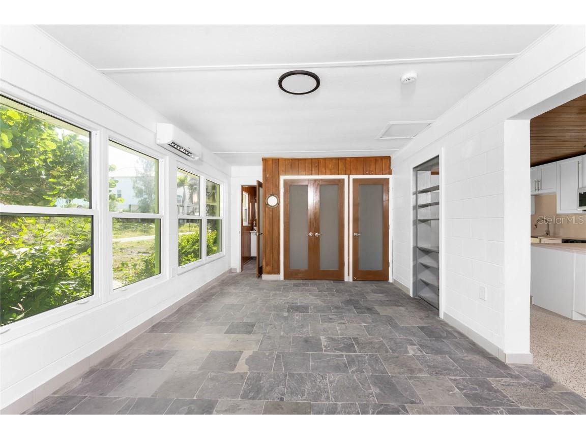 1600 Gulf Boulevard Englewood FL 34223 D6144609 image25