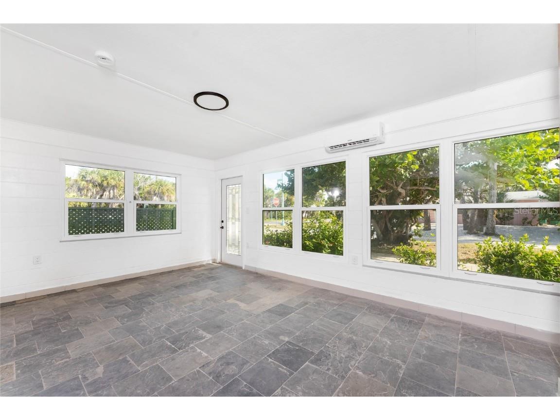 1600 Gulf Boulevard Englewood FL 34223 D6144609 image29