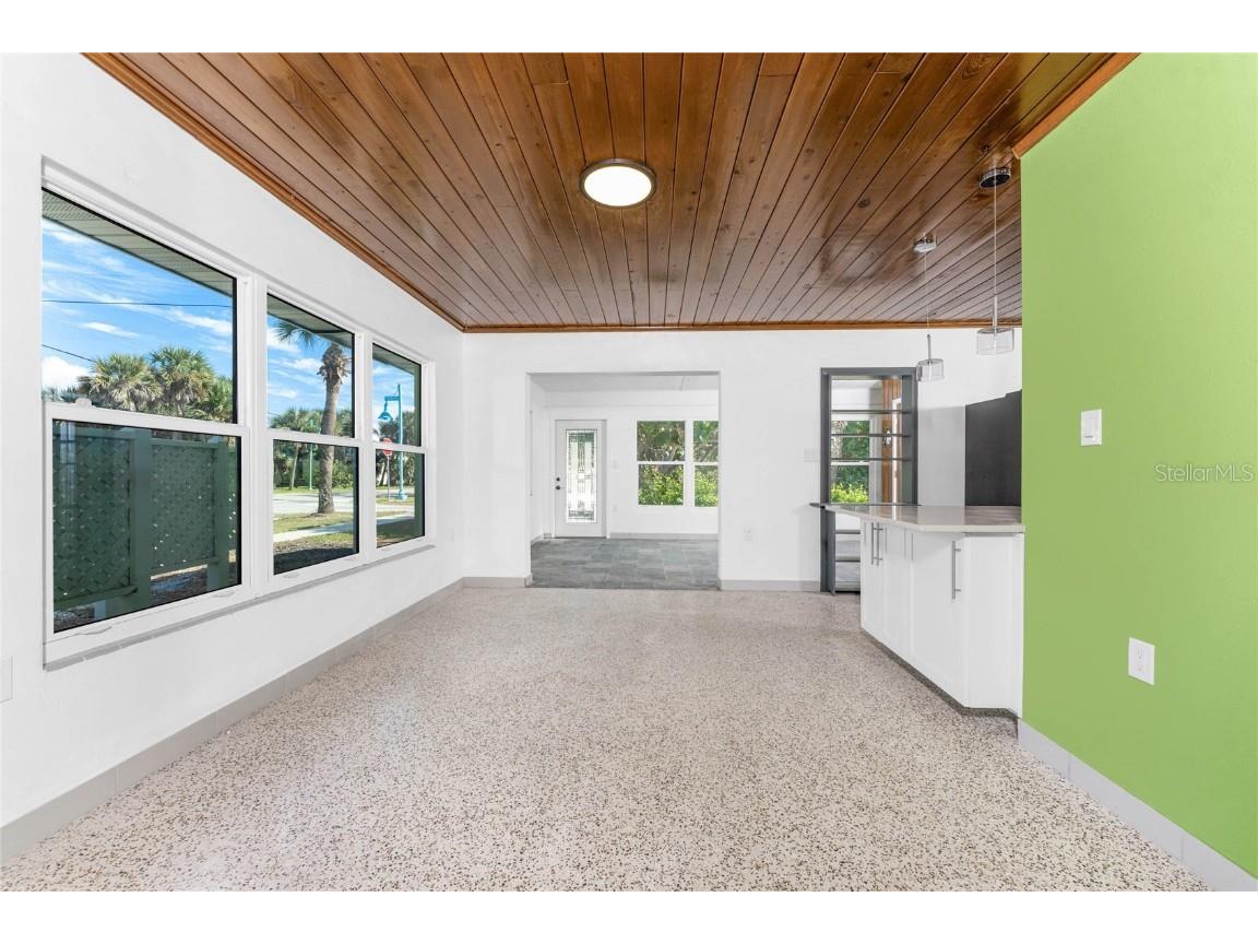 1600 Gulf Boulevard Englewood FL 34223 D6144609 image4