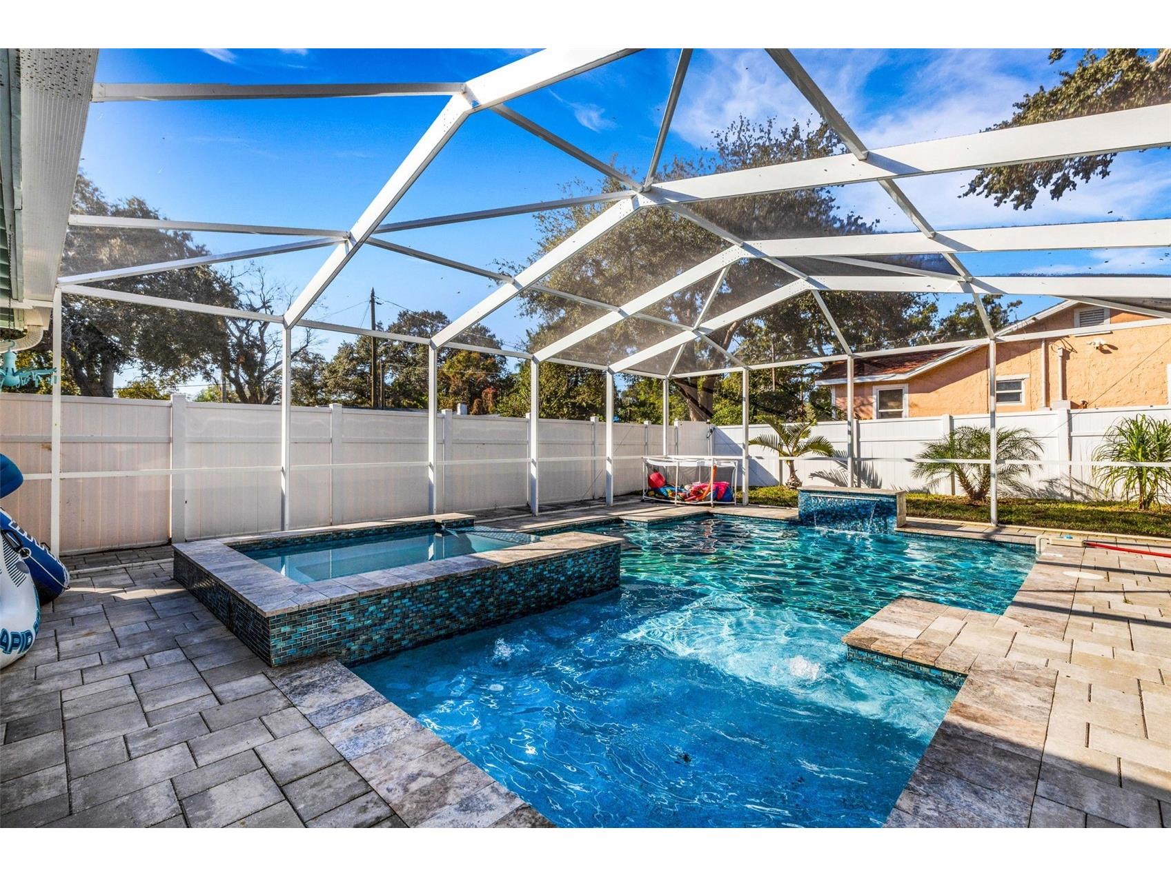 1600 Loretta Avenue NW Largo FL 33770 TB8524077 image1