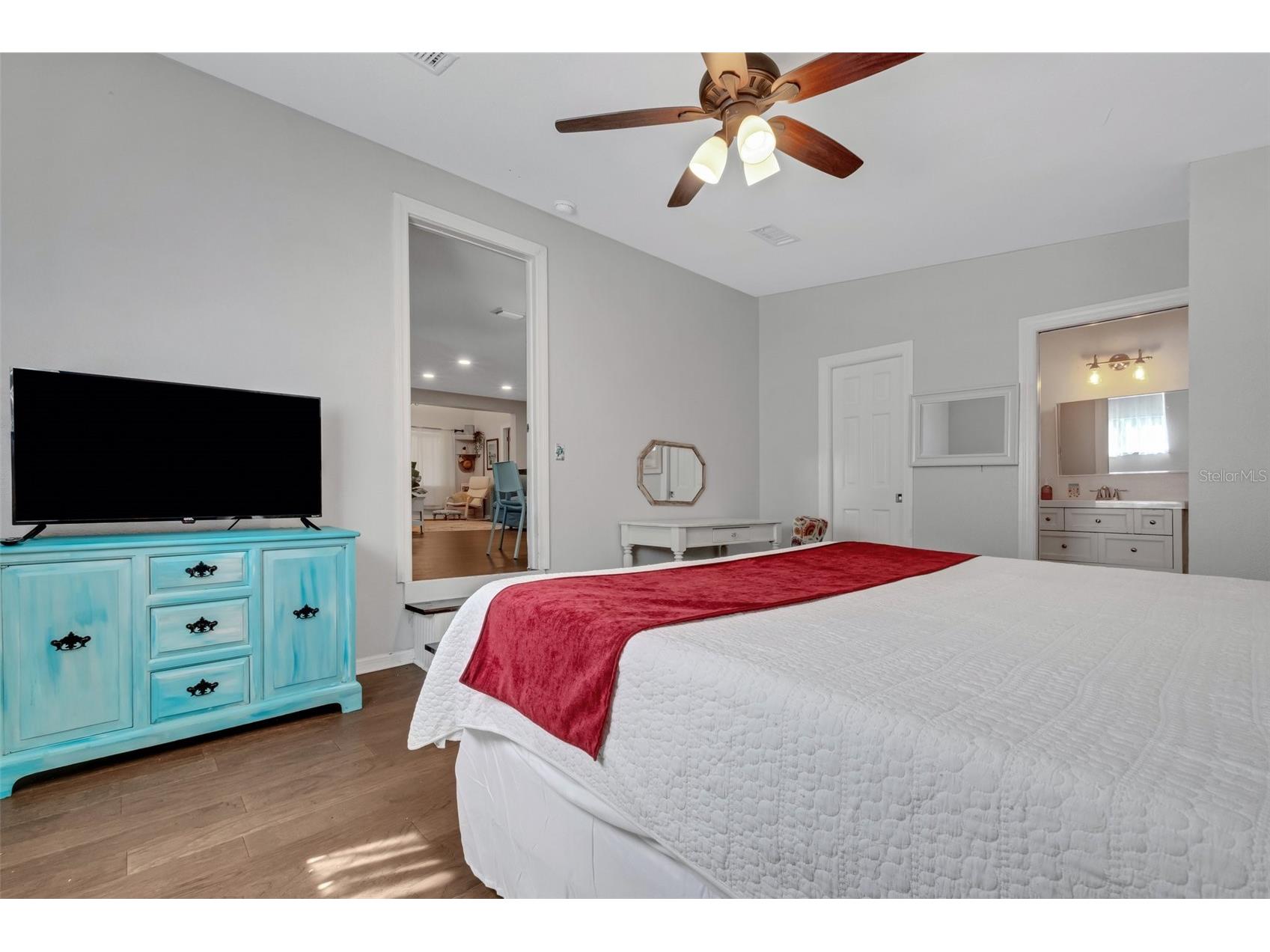 1600 Loretta Avenue NW Largo FL 33770 TB8524077 image25