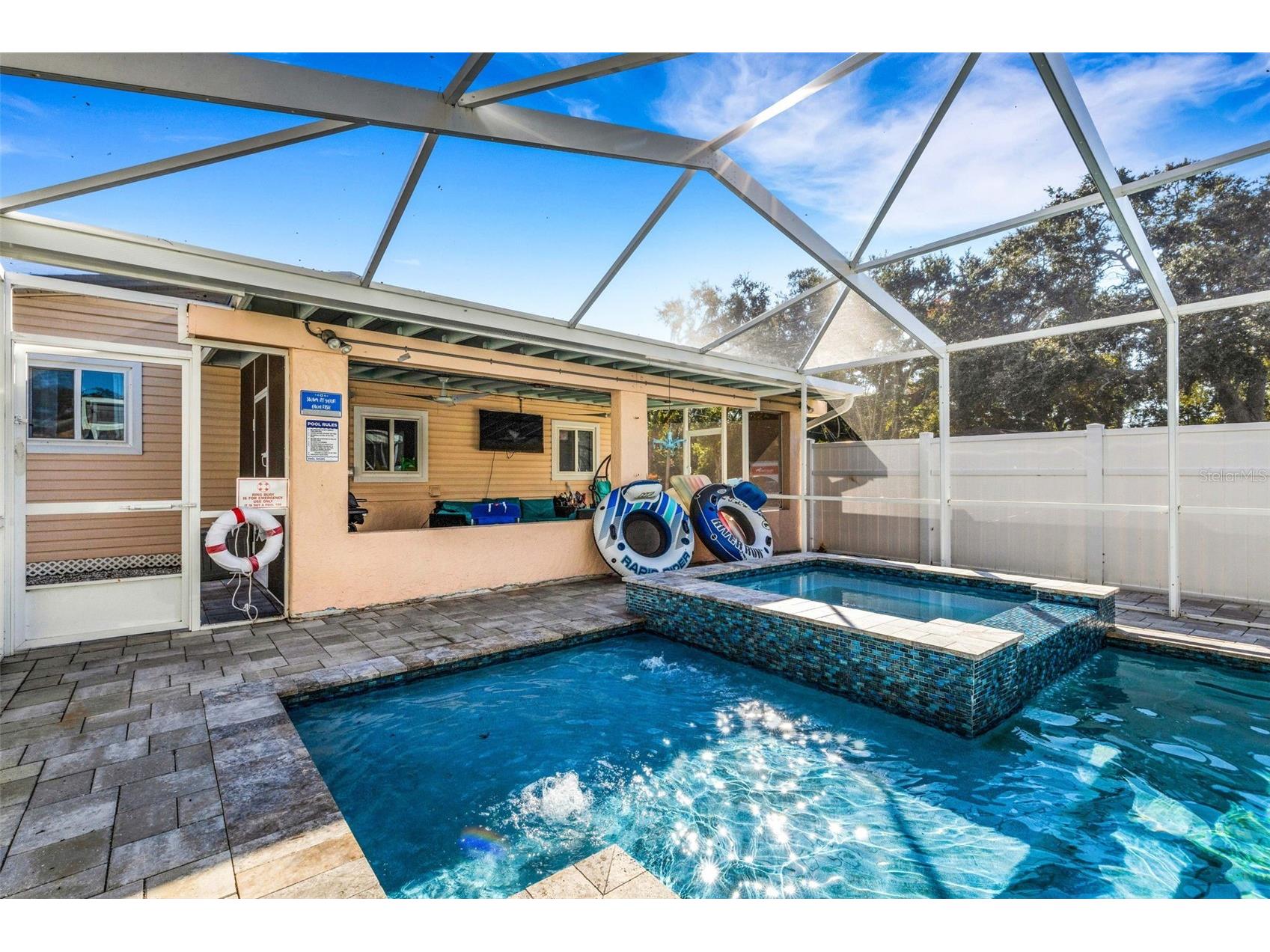 1600 Loretta Avenue NW Largo FL 33770 TB8524077 image5