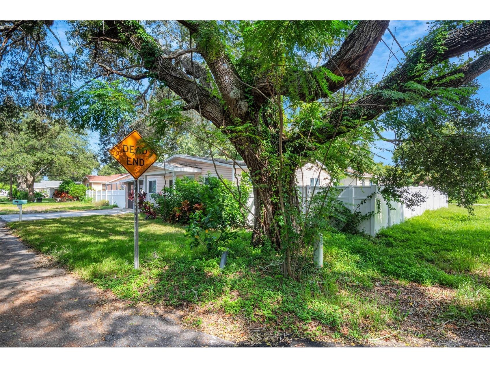 1600 Loretta Avenue NW Largo FL 33770 TB8524077 image50