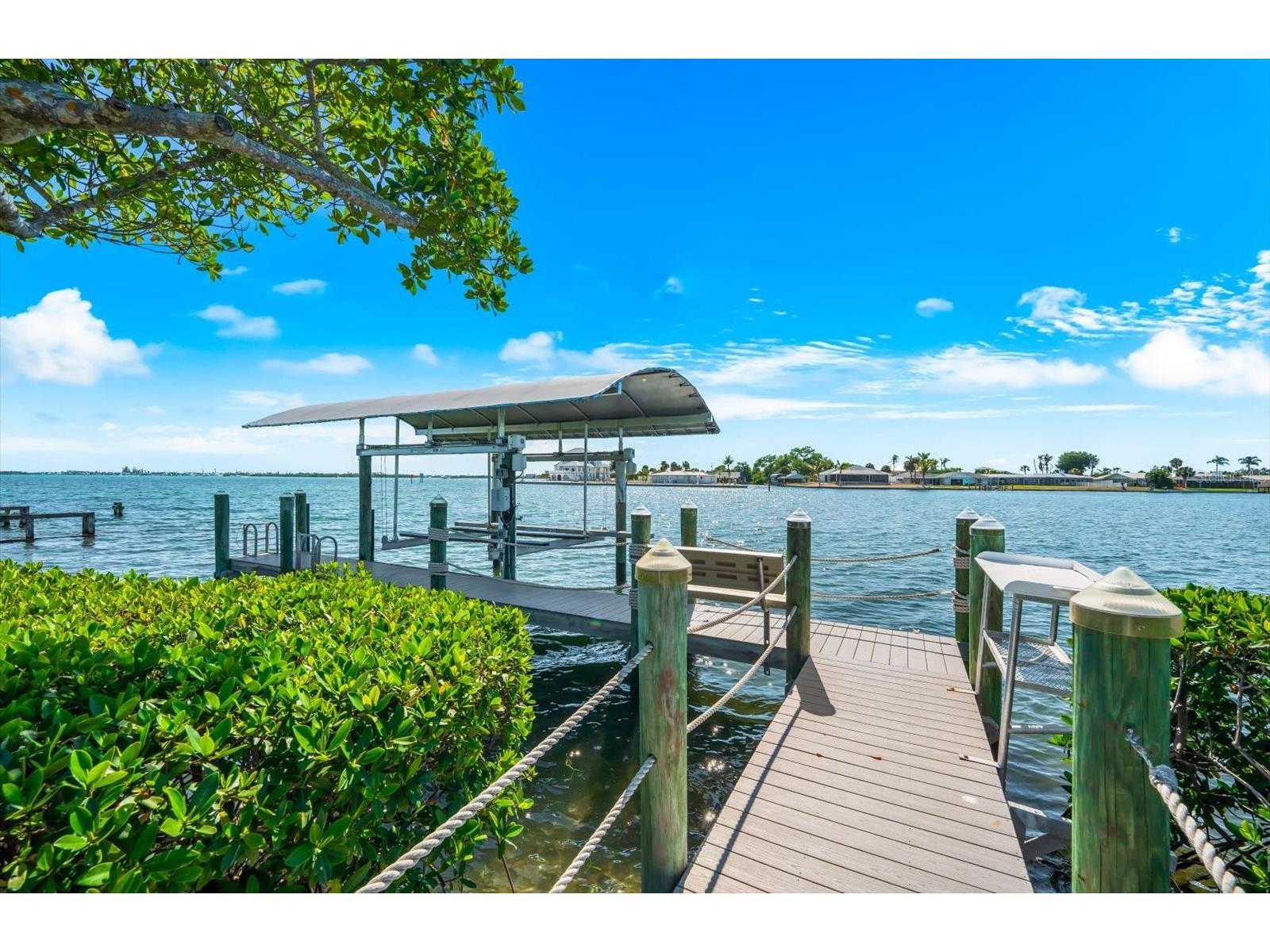 1600 New Point Comfort Road Englewood FL 34223 - GODFRIED CREEK/INTRACOASTAL N6143821 image7