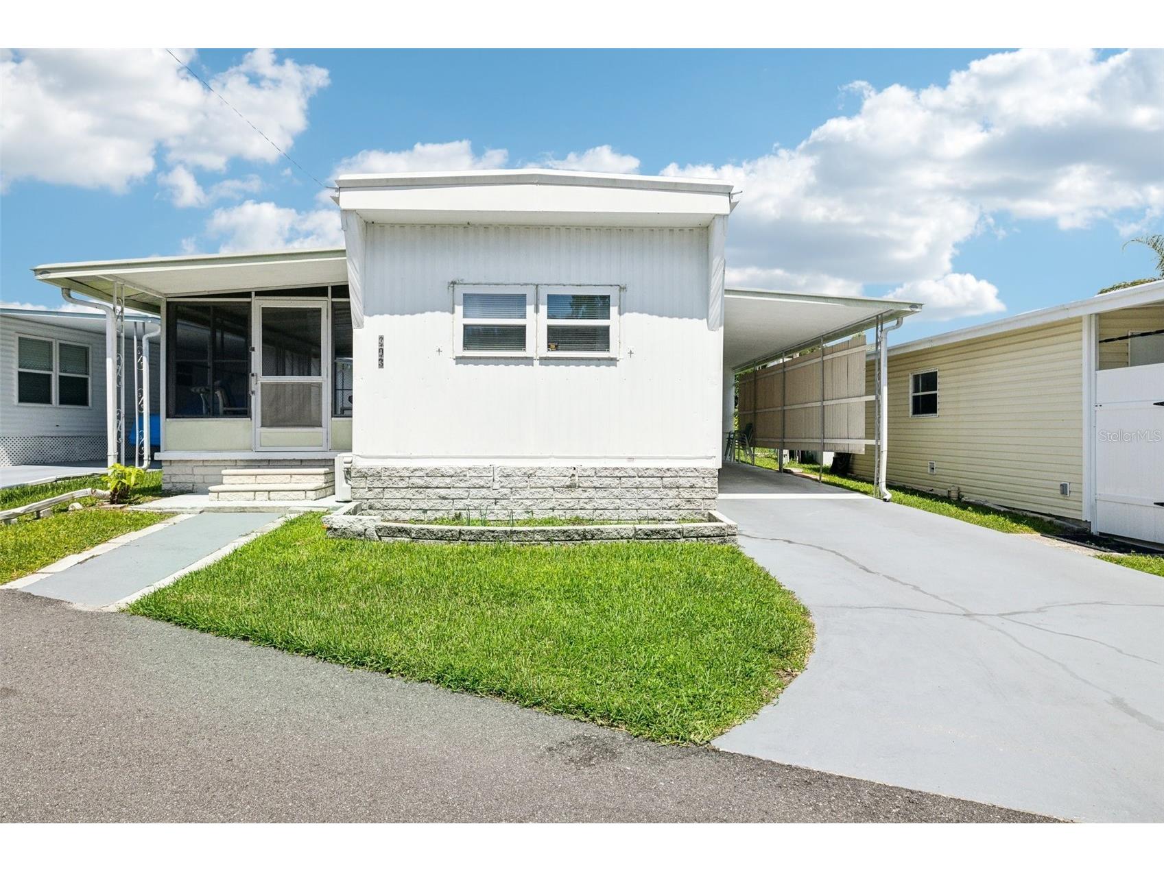 1600 Old Coachman Road #303 Clearwater FL 33765 S5143376 image1