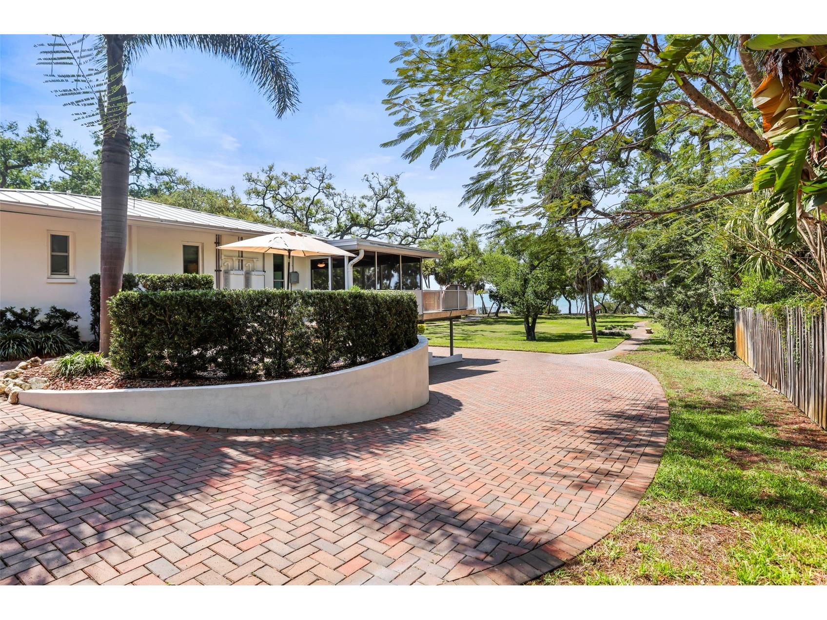 1600 Park Street N Saint Petersburg FL 33710 TB8490752 image78