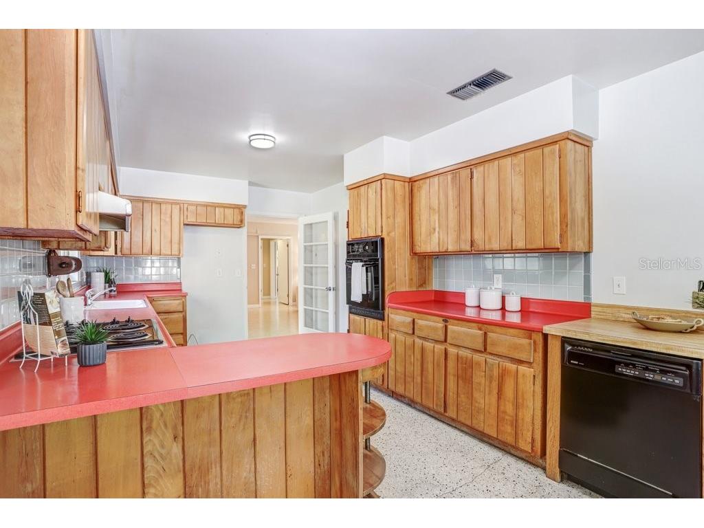 1600 Pinewood Drive Clearwater FL 33756 TB8483323 image10