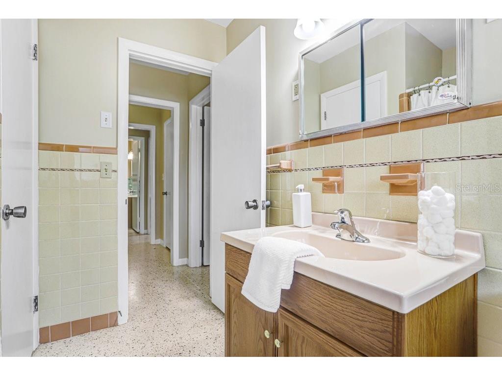 1600 Pinewood Drive Clearwater FL 33756 TB8483323 image16
