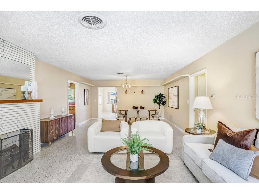 1600 Pinewood Drive Clearwater FL 33756 TB8483323 image4