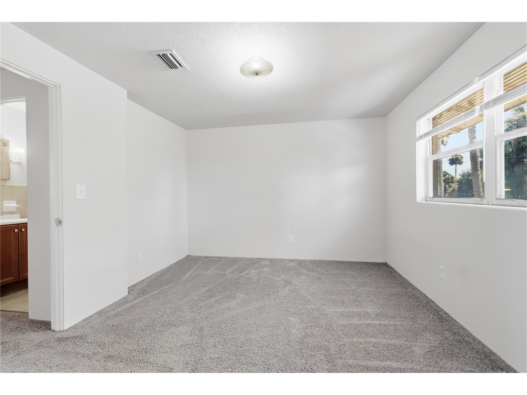 1600 S Palmetto Avenue #111 South Daytona FL 32119 V4950376 image15