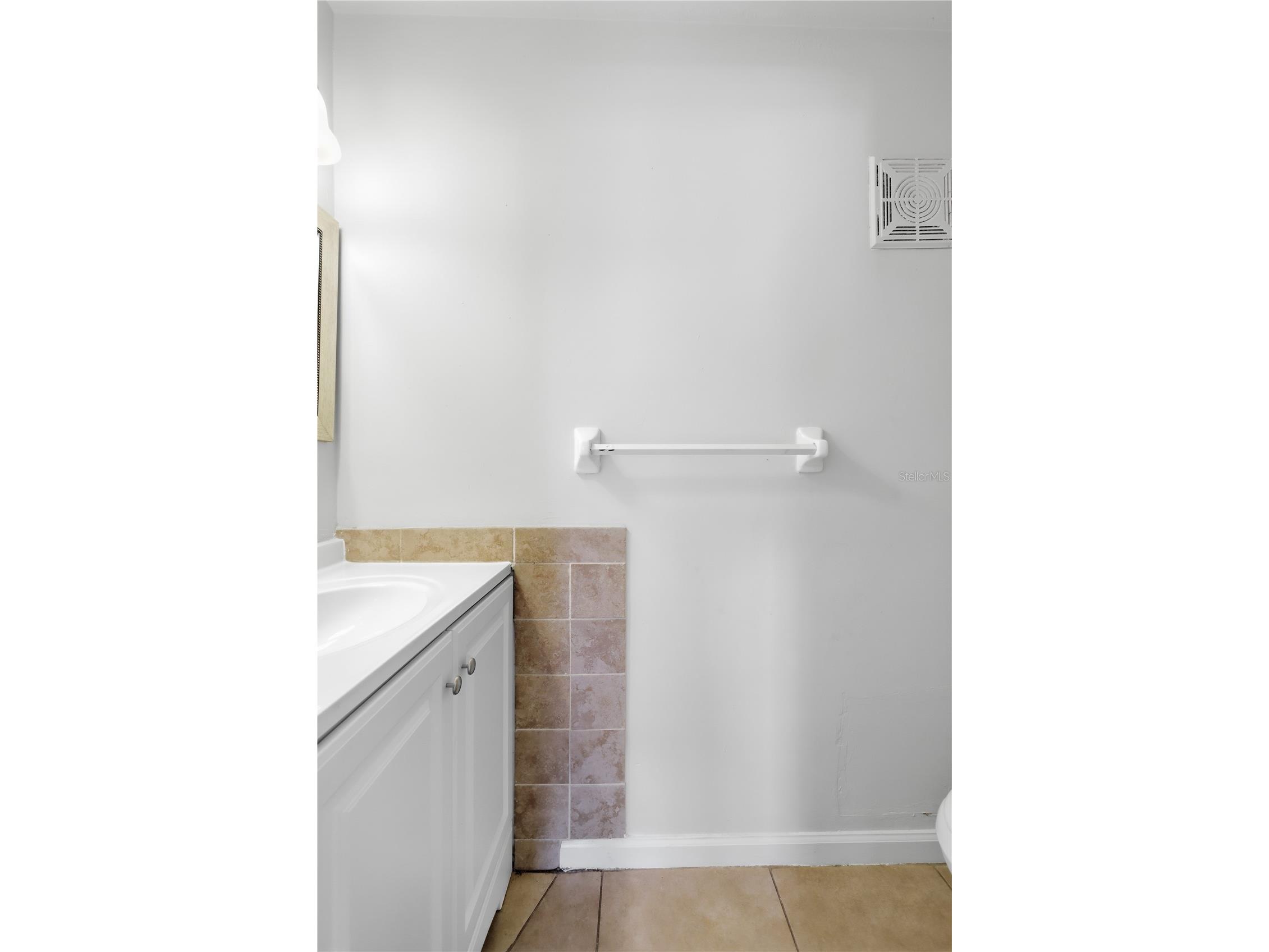 1600 S Palmetto Avenue #111 South Daytona FL 32119 V4950376 image6