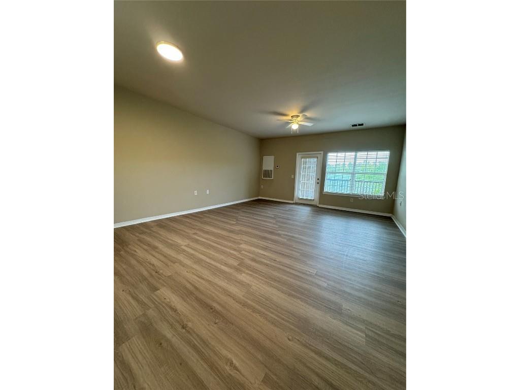 1600 Villa Capri Circle #307 Odessa FL 33556 TB8429831 image6