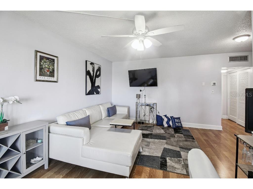 1600 W Lake Parker Drive #B22 Lakeland FL 33805 TB8433428 image3