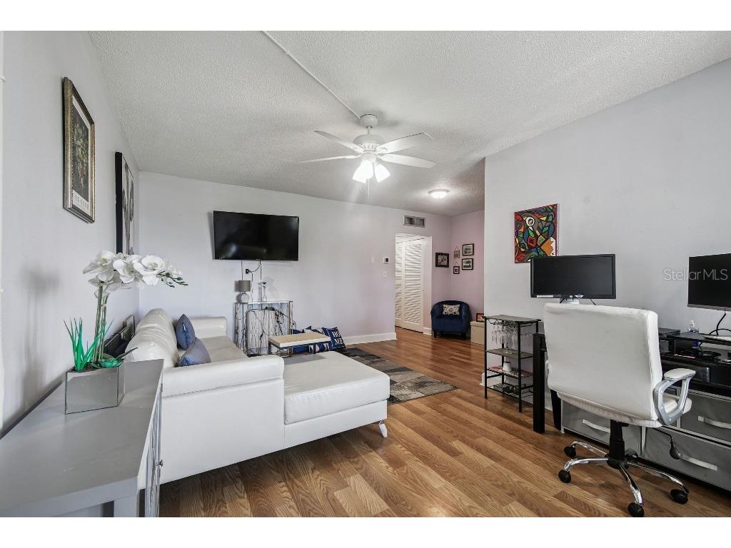 1600 W Lake Parker Drive #B22 Lakeland FL 33805 TB8433428 image4