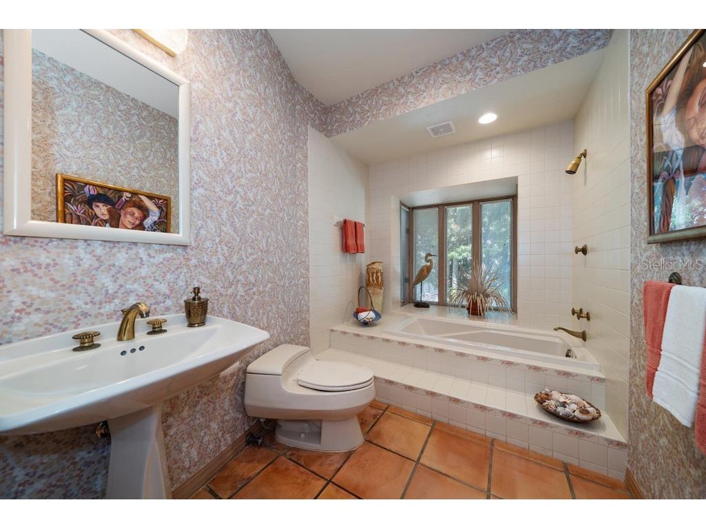 16000 Gulf Boulevard Redington Beach FL 33708 - GULF TB8470804 image24