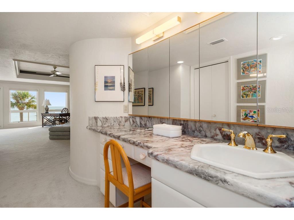 16000 Gulf Boulevard Redington Beach FL 33708 - GULF TB8470804 image32