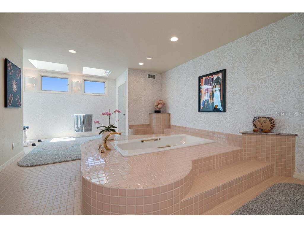 16000 Gulf Boulevard Redington Beach FL 33708 - GULF TB8470804 image33