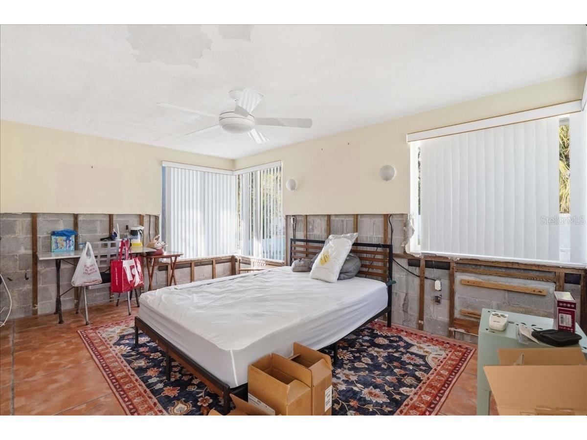 16007 Gulf Boulevard Redington Beach FL 33708 TB8489780 image57