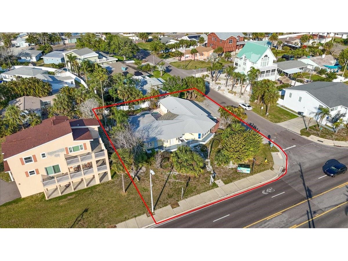 16007 Gulf Boulevard Redington Beach FL 33708 TB8502303 image10