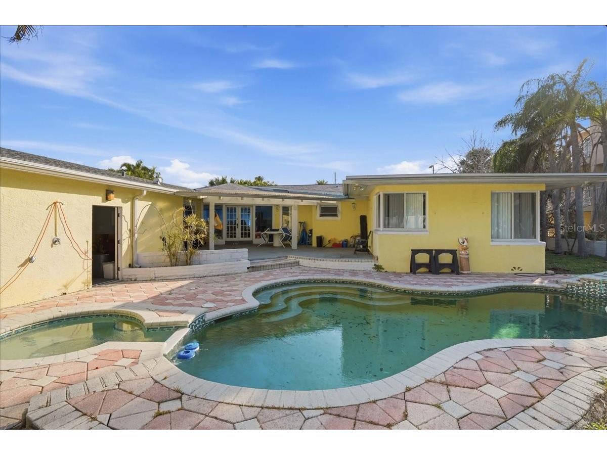16007 Gulf Boulevard Redington Beach FL 33708 TB8502303 image46