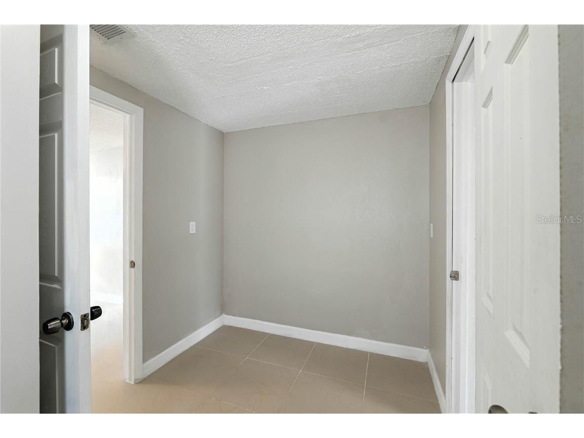 16009 Saddle Creek Drive Tampa FL 33618 TB8425282 image17