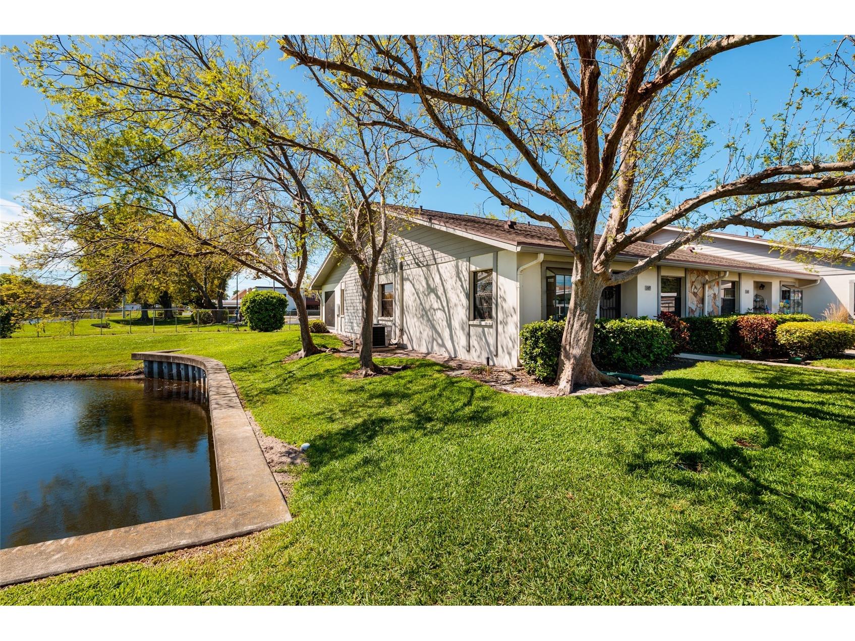 1601 43rd Street N #149 Saint Petersburg FL 33713 TB8489042 image2