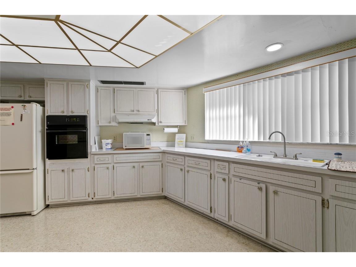 1601 43rd Street N #220 Saint Petersburg FL 33713 TB8450873 image41