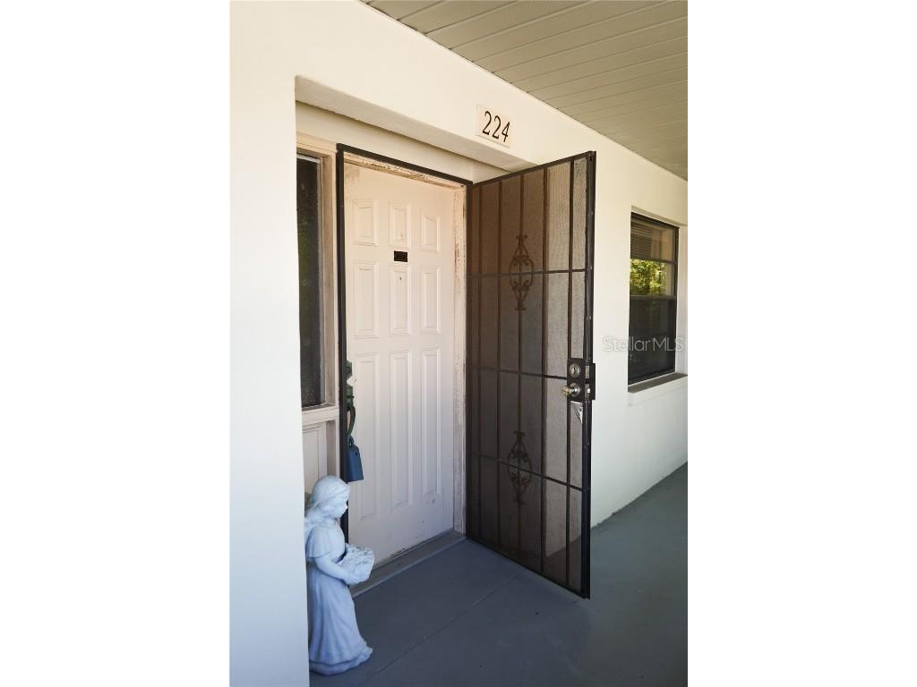 1601 43rd Street N #224 Saint Petersburg FL 33713 TB8306946 image2