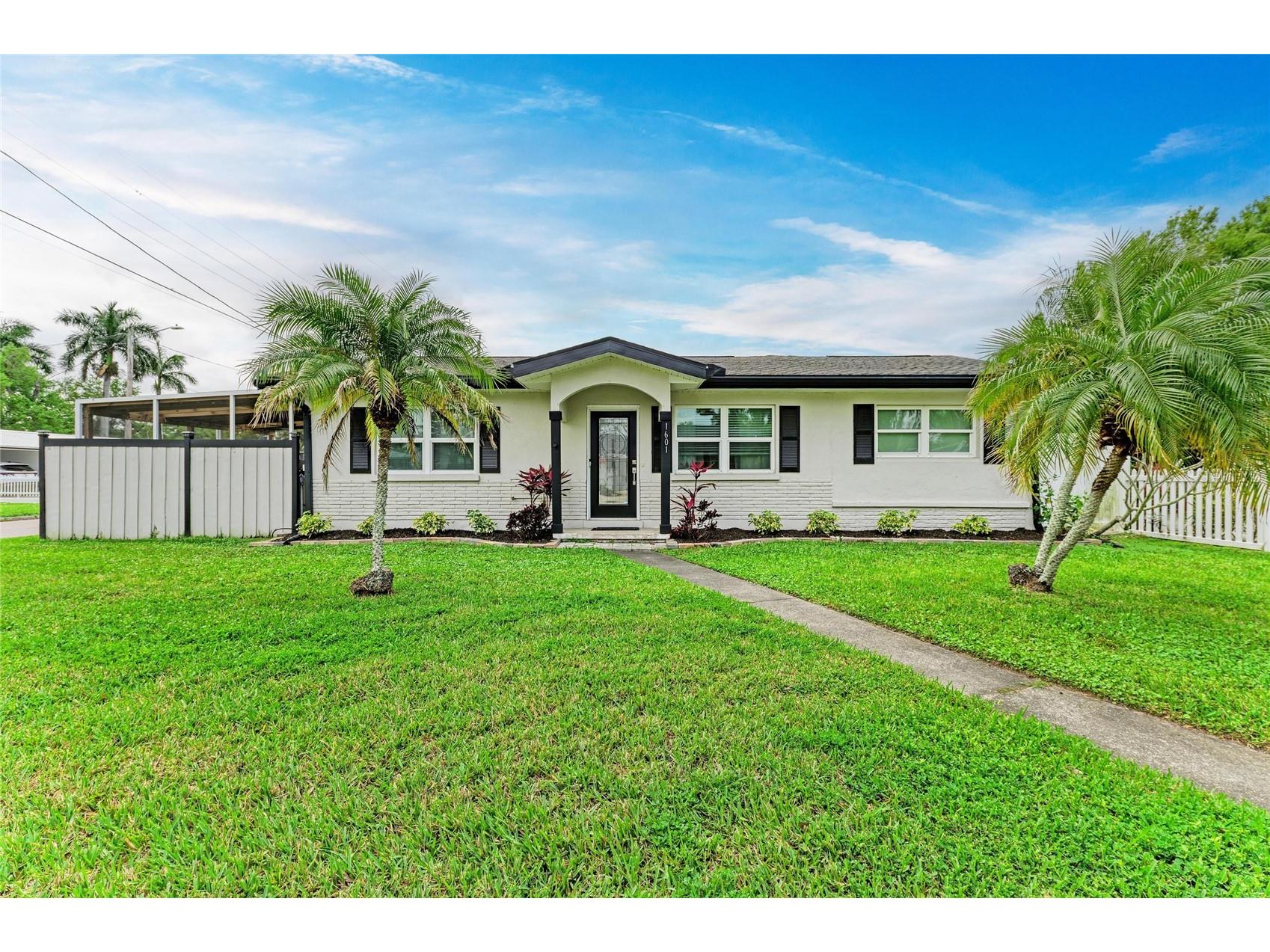 1601 9th Street W Palmetto FL 34221 A4686488 image1
