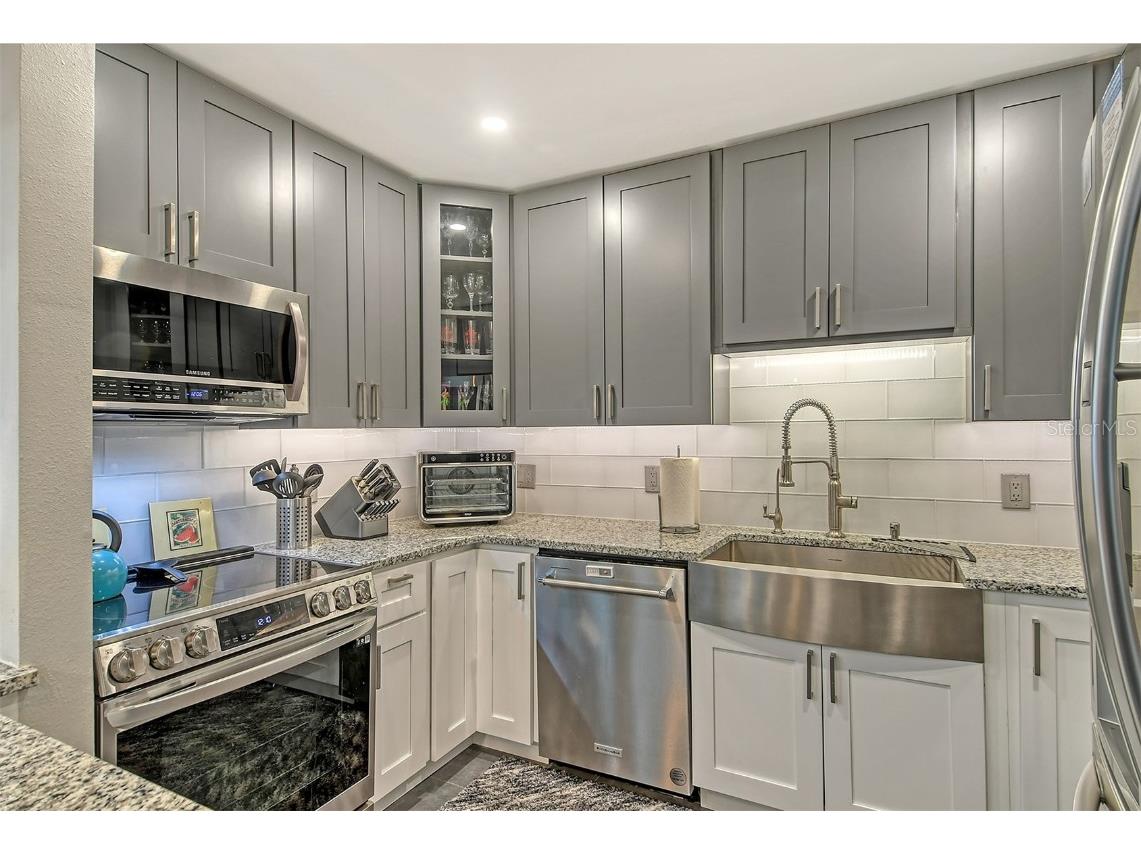 1601 Bayhouse Point Drive #BA206 Sarasota FL 34231 A4588397 image13