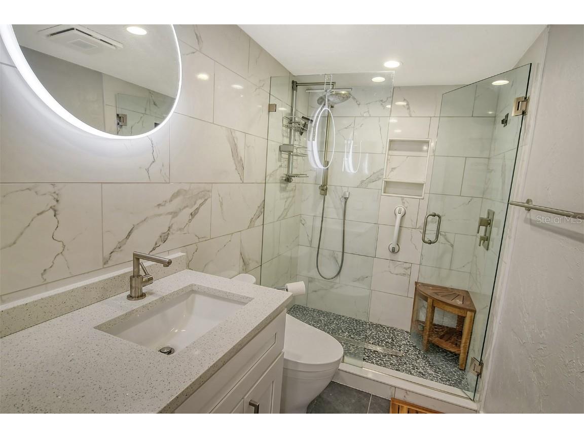 1601 Bayhouse Point Drive #BA206 Sarasota FL 34231 A4588397 image17