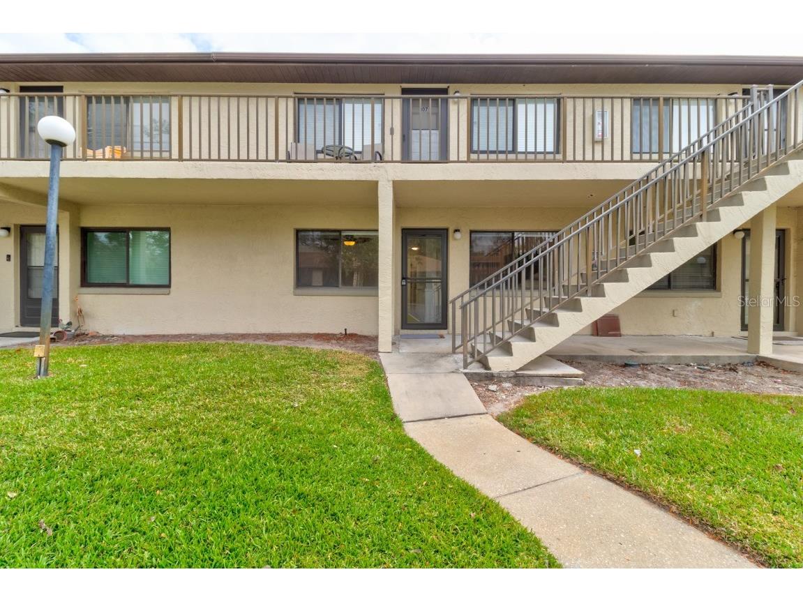 1601 Big Tree Road #103 South Daytona FL 32119 V4935014 image1