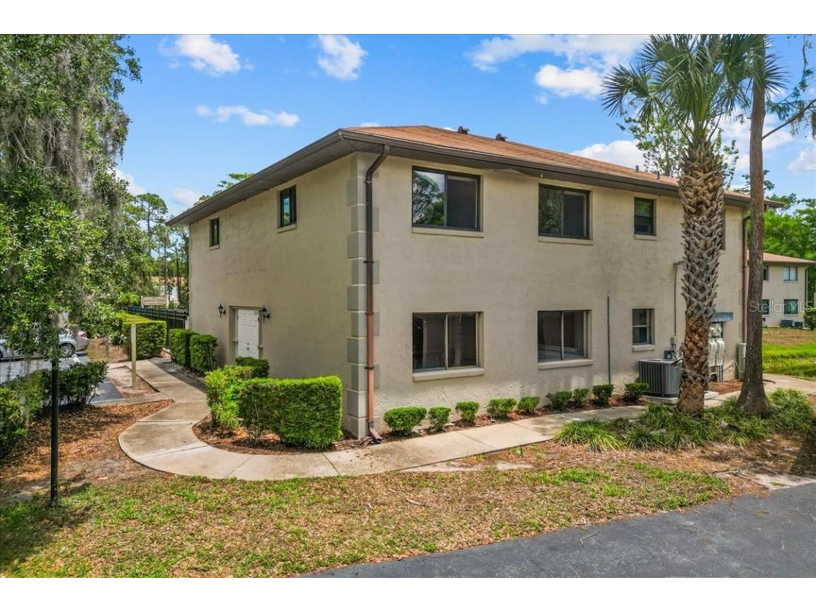 1601 Big Tree Road #1301 South Daytona FL 32119 V4942645 image1