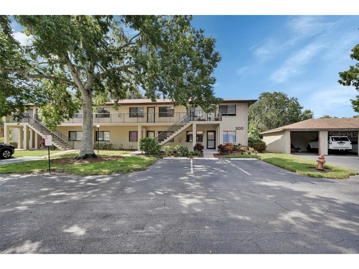 1601 Big Tree Road #307 South Daytona FL 32119 V4944139 image1