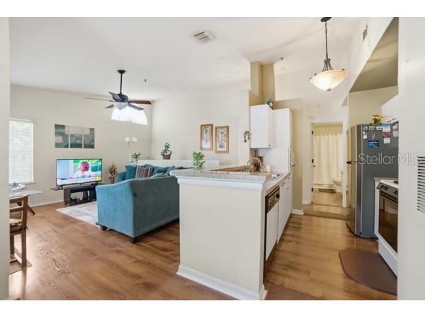 1601 Columbia Arms Circle #201 Kissimmee FL 34741 O6407642 image3