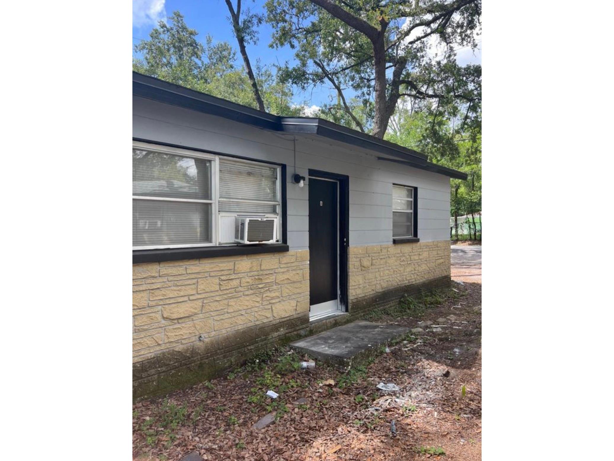 1601 E Marks Drive Tampa FL 33604 TB8465835 image1