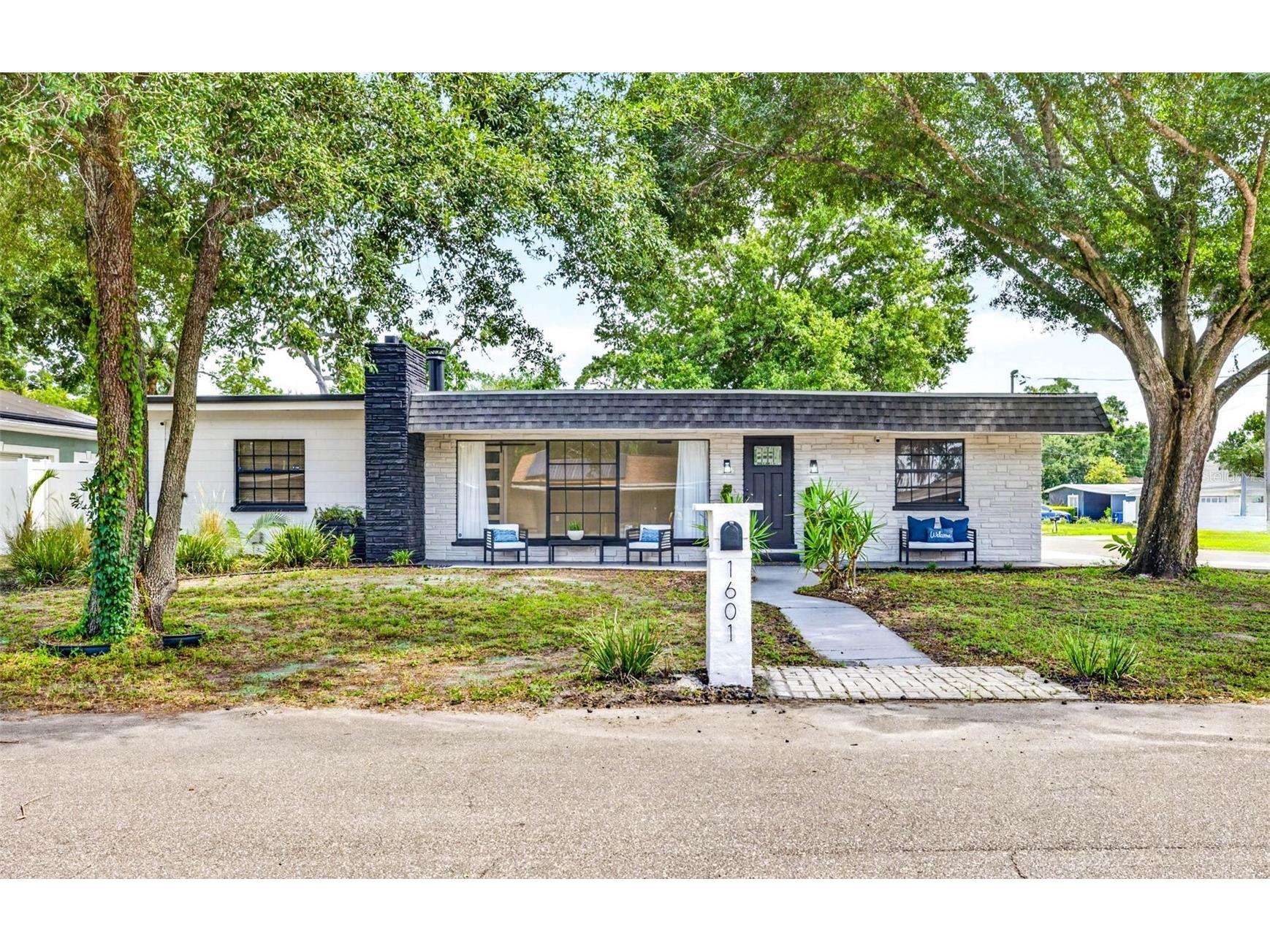 1601 E Paris Street Tampa FL 33610 TB8517640 image1