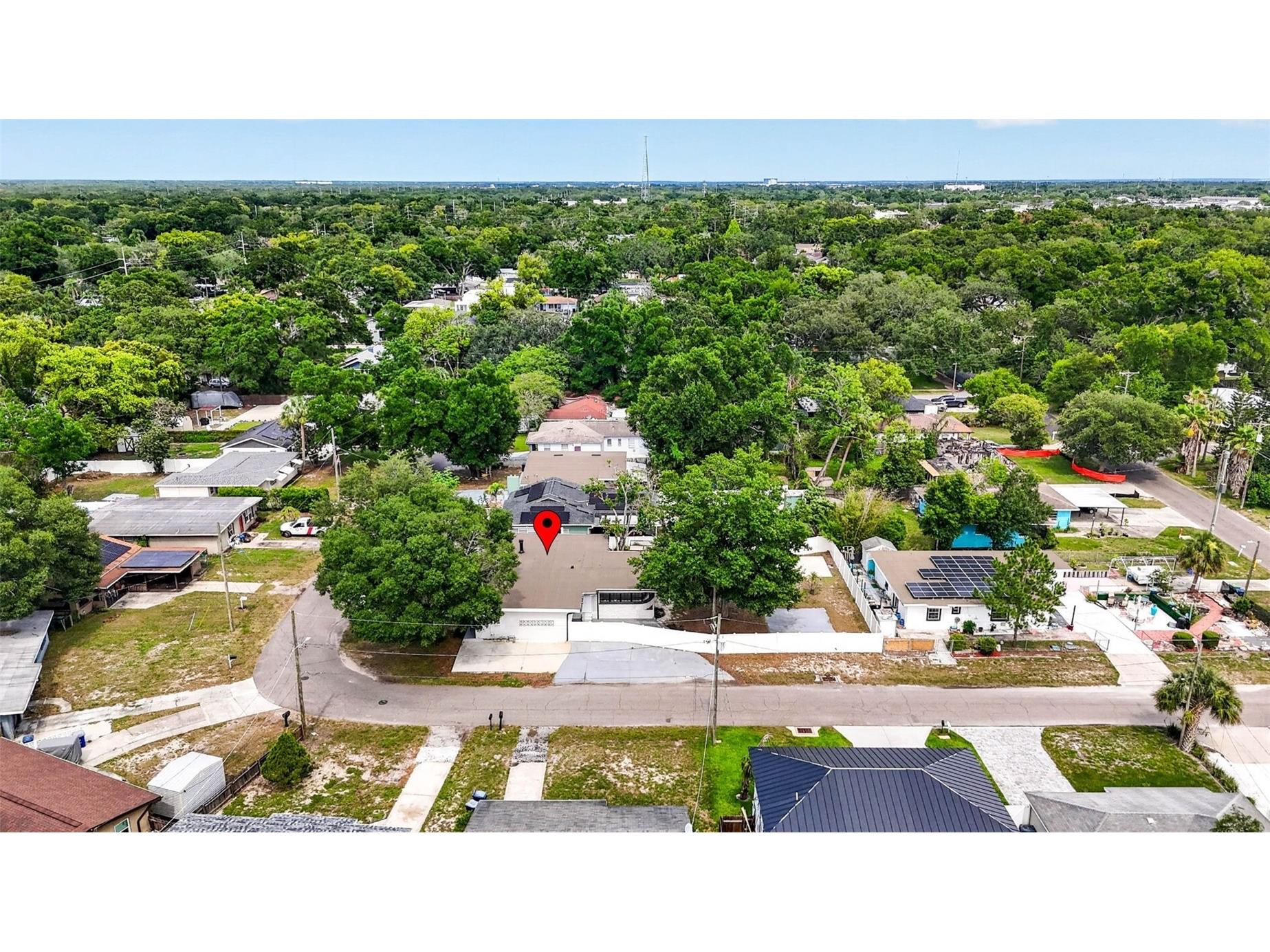 1601 E Paris Street Tampa FL 33610 TB8517640 image58