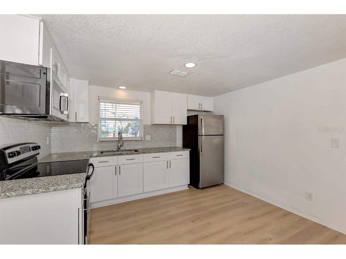 1601 Faust Drive #B Englewood FL 34224 TB8448934 image14