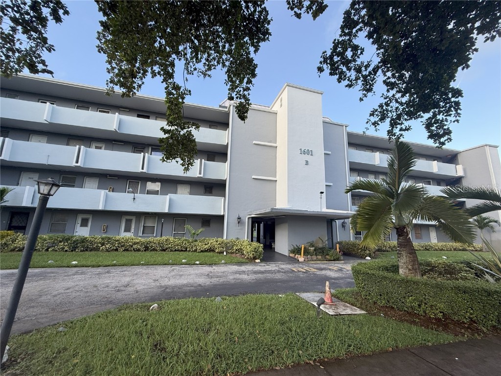 1601 NE 191st Street #B205 Miami FL 33179 S5135069 image1