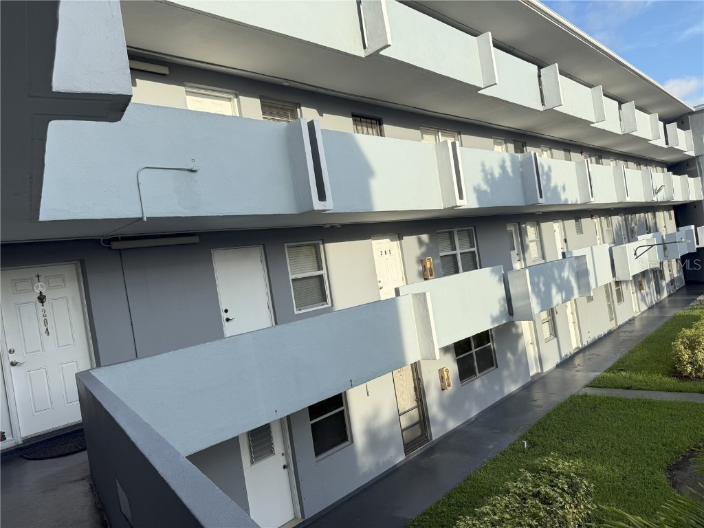 1601 NE 191st Street #B205 Miami FL 33179 S5135069 image2