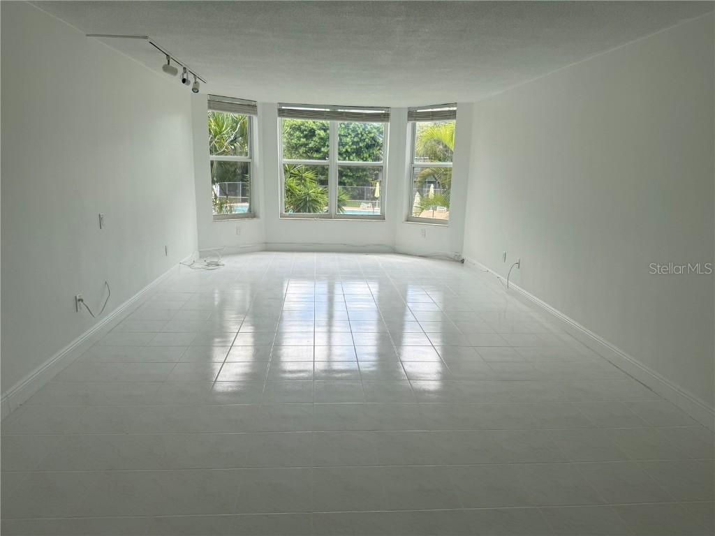 1601 NE 191st Street #B205 Miami FL 33179 S5135069 image6