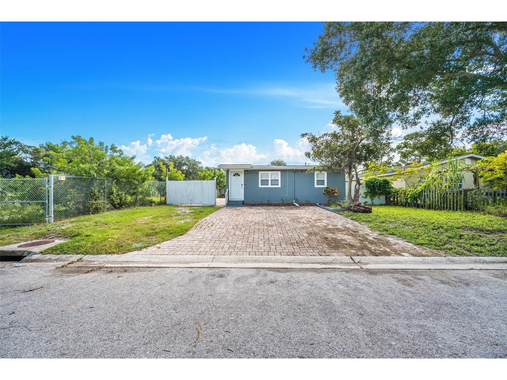 1601 Palm Way Largo FL 33771 TB8494558 image1