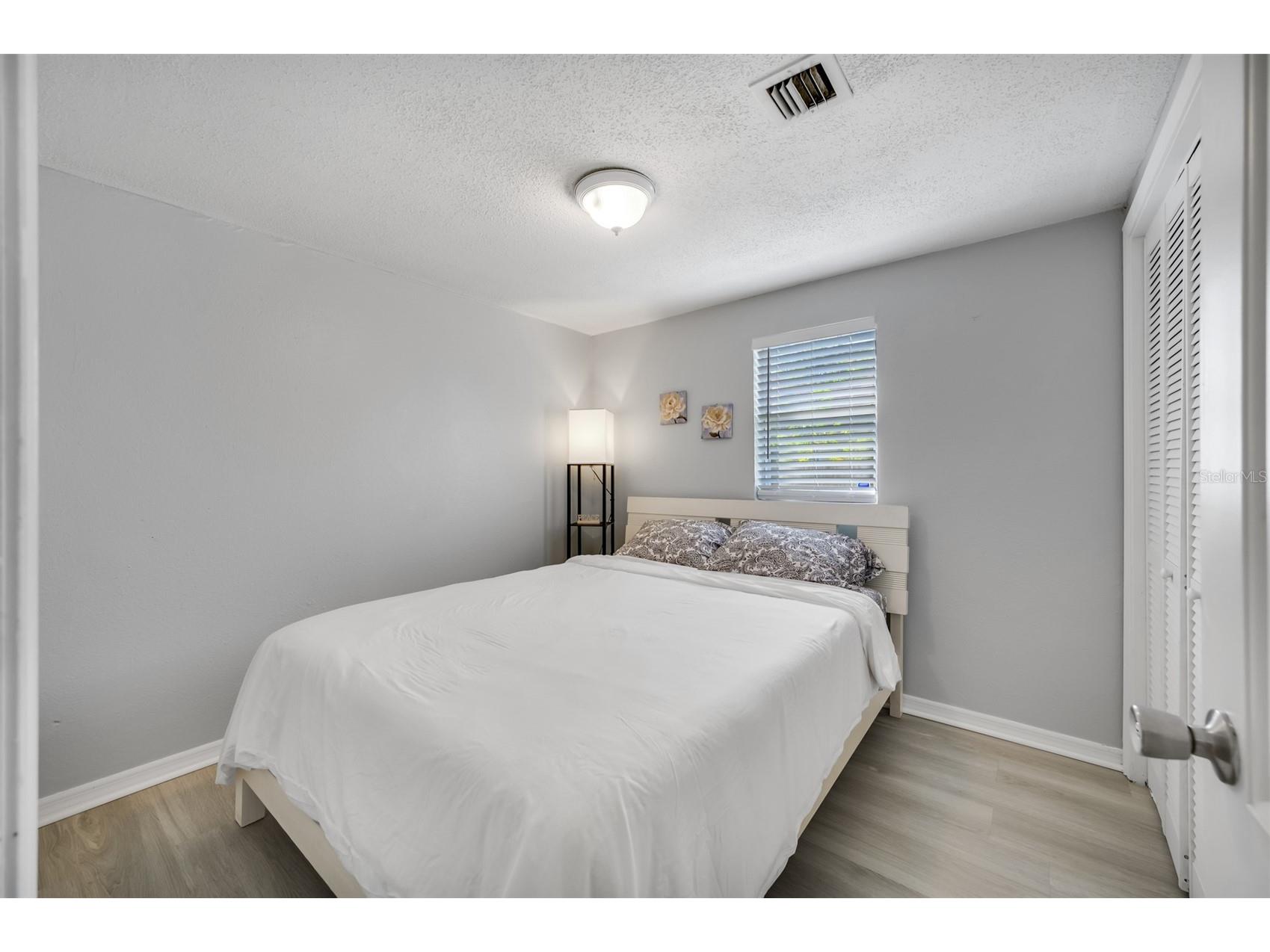 1601 Palm Way Largo FL 33771 TB8494558 image16