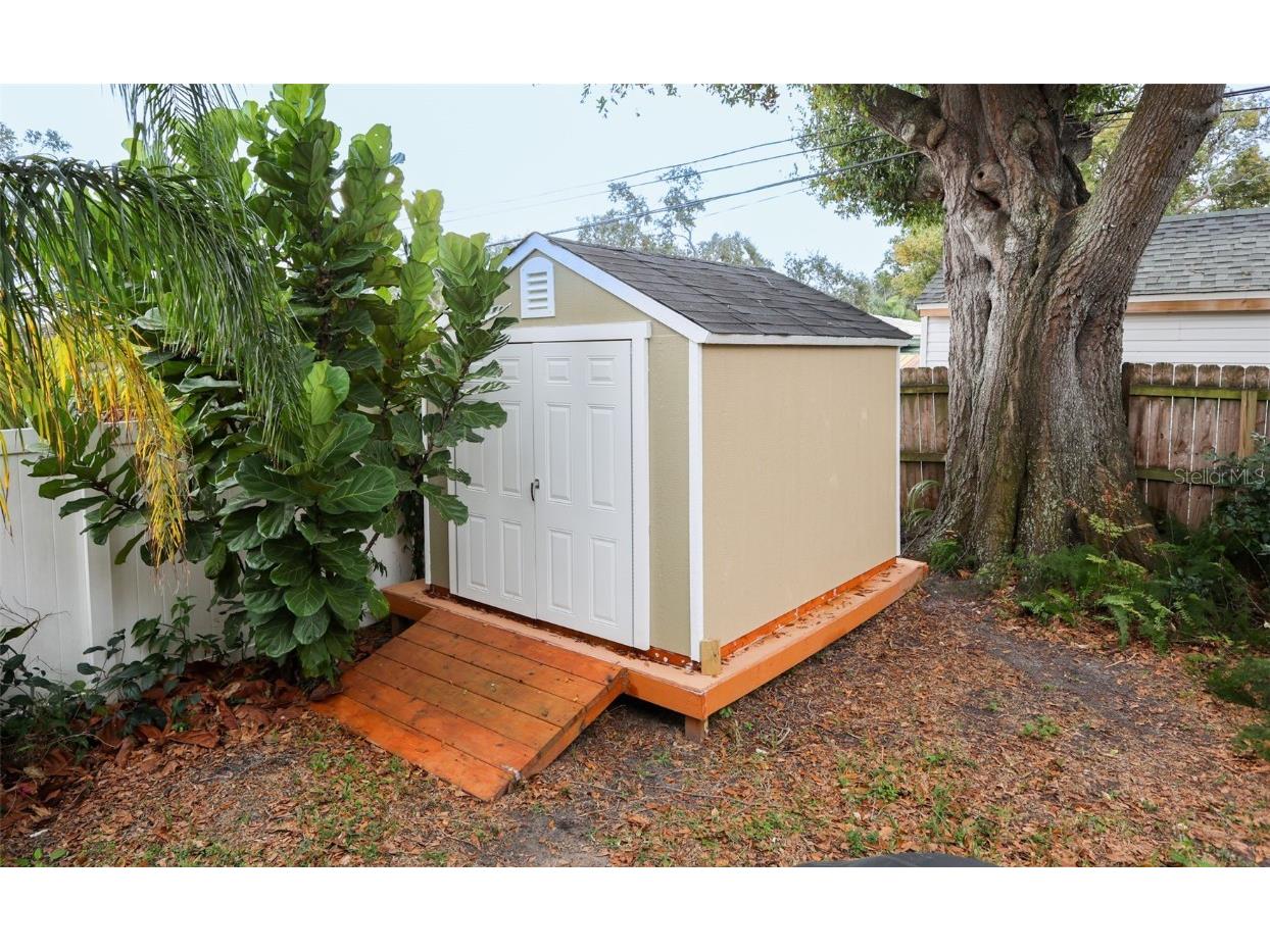 1601 Palmwood Drive Clearwater FL 33756 TB8461225 image24