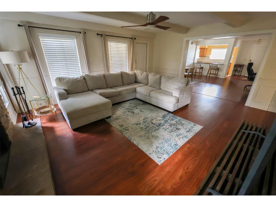 1601 Palmwood Drive Clearwater FL 33756 TB8461225 image5