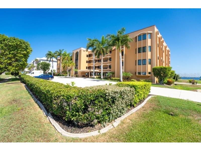 1601 Park Beach Circle #132 Punta Gorda FL 33950 C7521971 image1