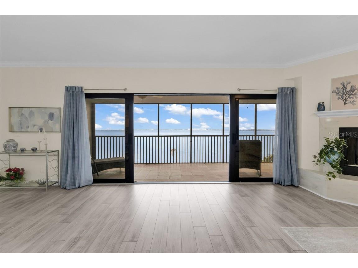 1601 Park Beach Circle #136/18 Punta Gorda FL 33950 C7516247 image2