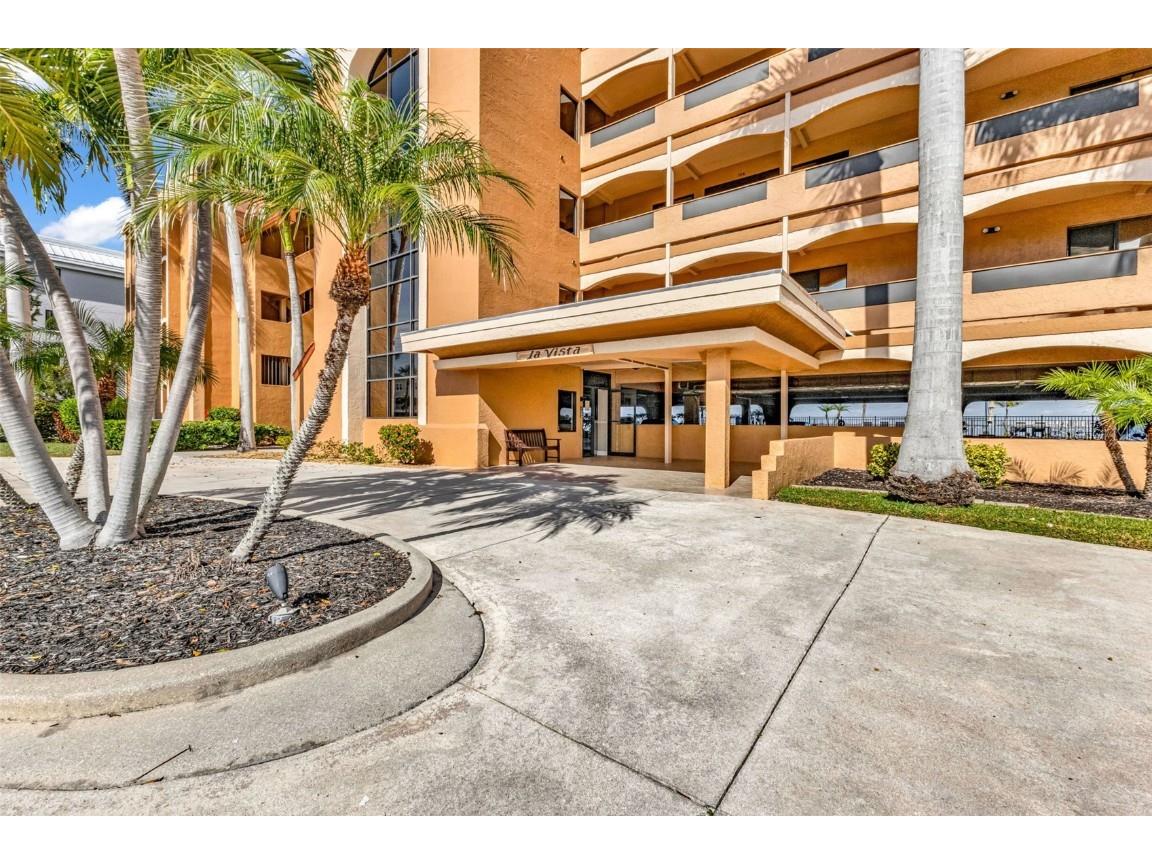 1601 Park Beach Circle #136/18 Punta Gorda FL 33950 C7516247 image38