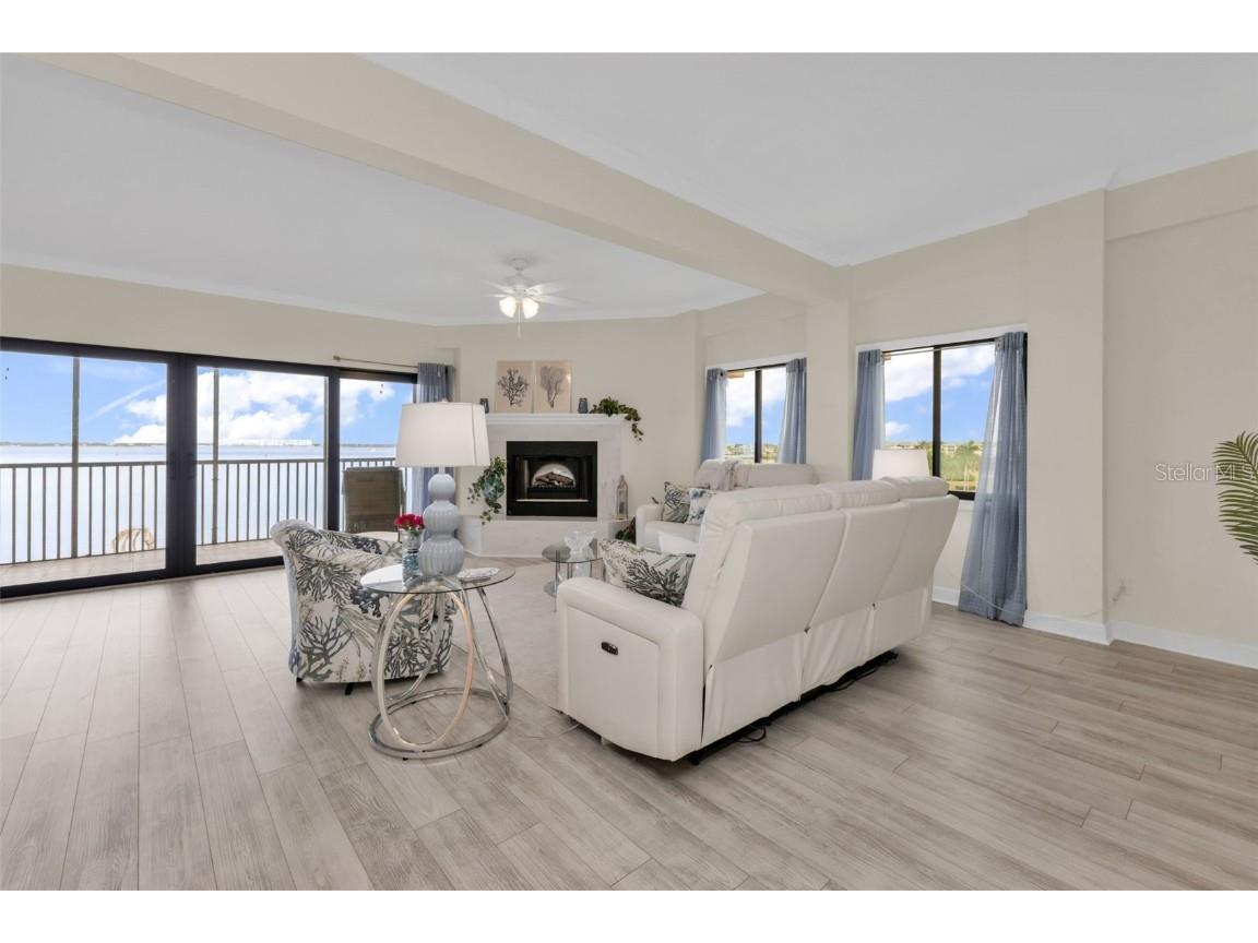 1601 Park Beach Circle #136/18 Punta Gorda FL 33950 C7516247 image4